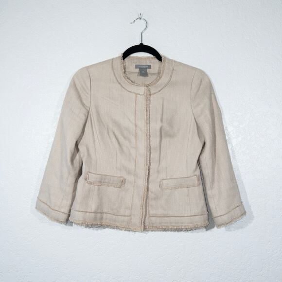 Ann‎ Taylor Beige Tweed Frayed Fringe Hem Blazer Size 2 Petite - Picture 1 of 6